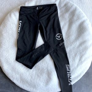 VIRUS Work out leggings!